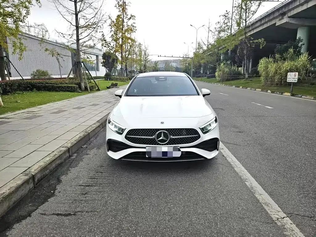 Mercedes-Benz A-Class 2024 из CN, фото 9