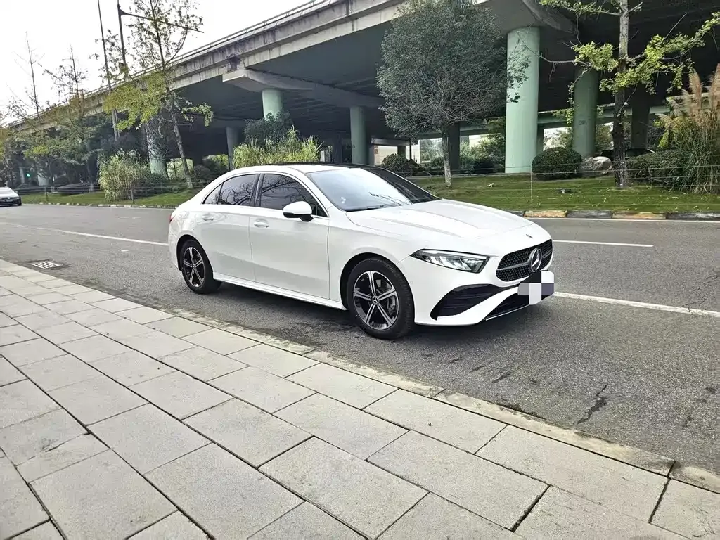 Mercedes-Benz A-Class 2024 из CN, фото 7