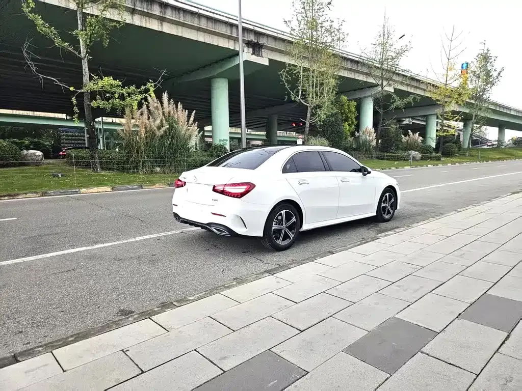 Mercedes-Benz A-Class 2024 из CN, фото 8