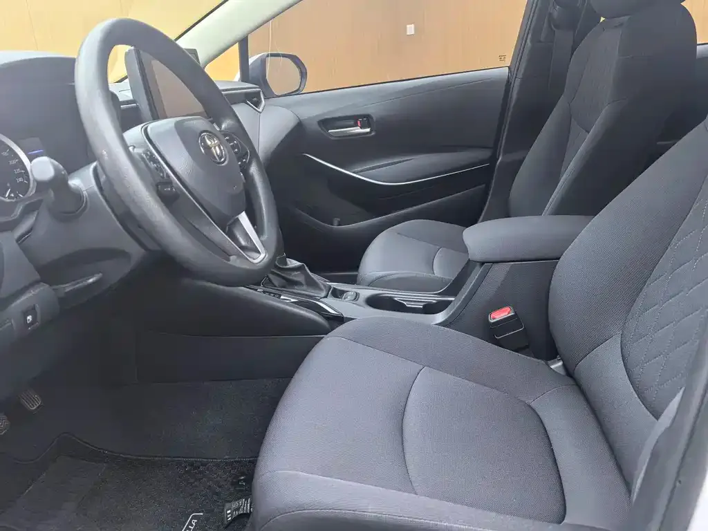 Toyota Corolla 2023 из CN, фото 10