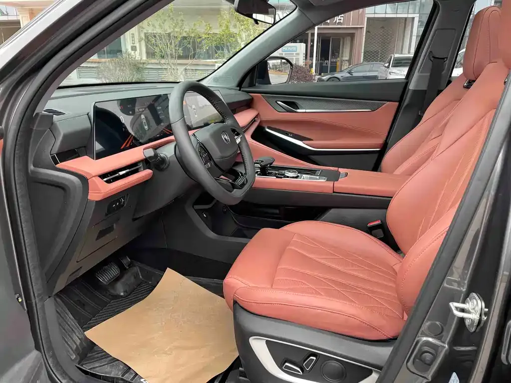 Changan CS75PLUS 2025 из CN, фото 4