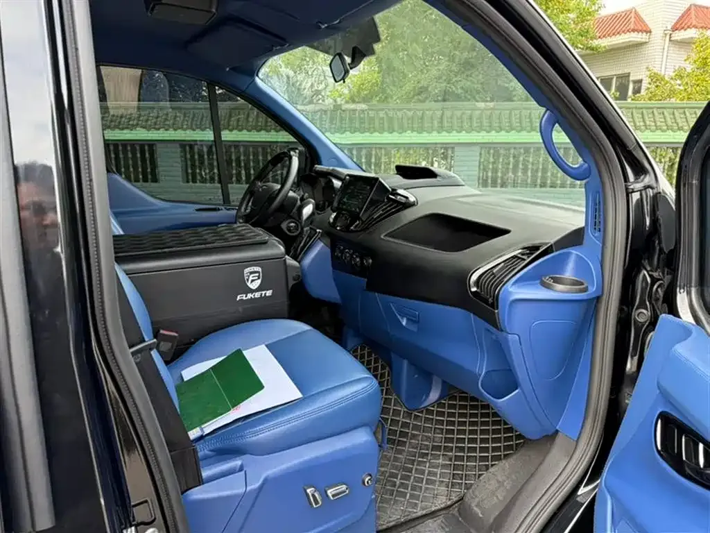 Ford Transit 2022 из CN, фото 6