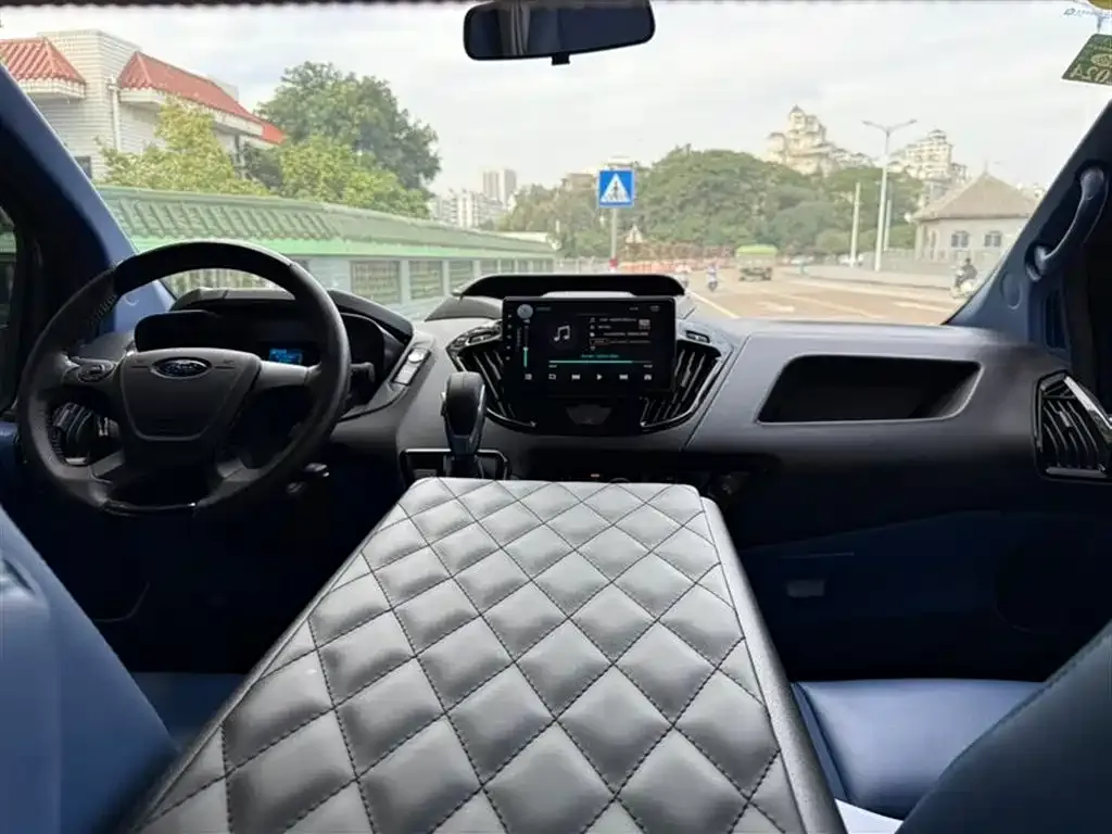 Ford Transit 2022 из CN, фото 10