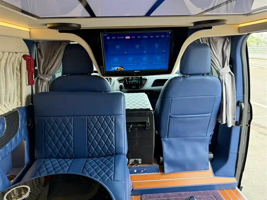 Ford Transit 2022 из CN, фото 5