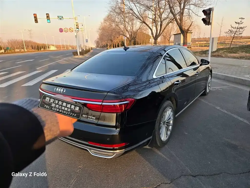 Audi A8 2022 из CN, фото 5