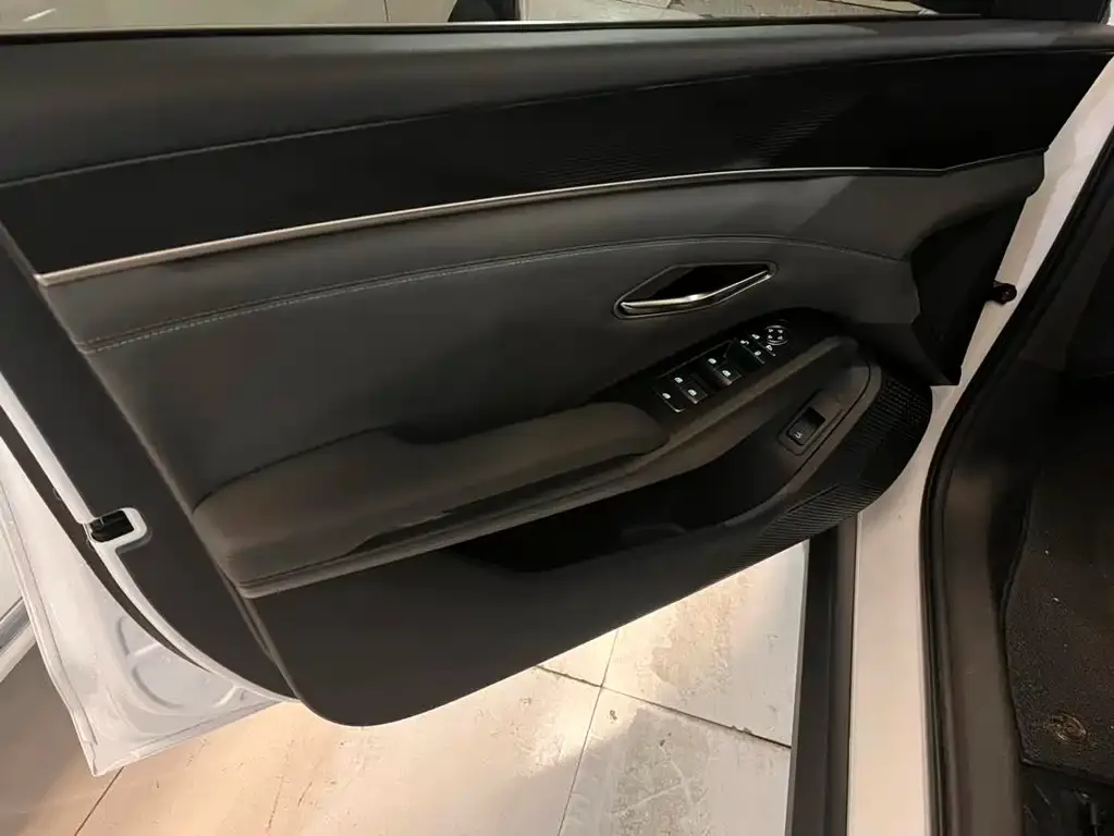 BYD Qin L 2025 из CN, фото 5