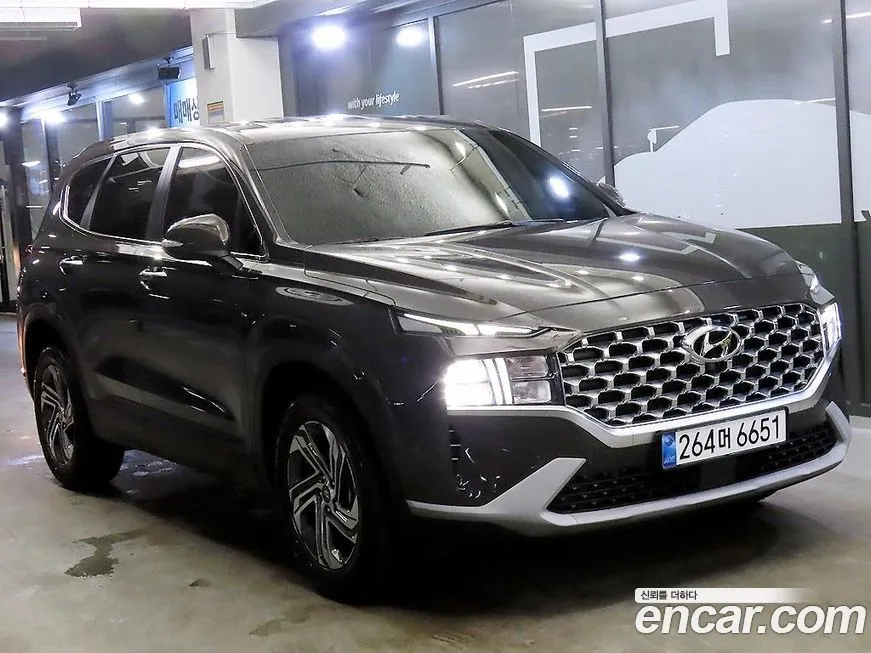 Hyundai Santafe — фото 1