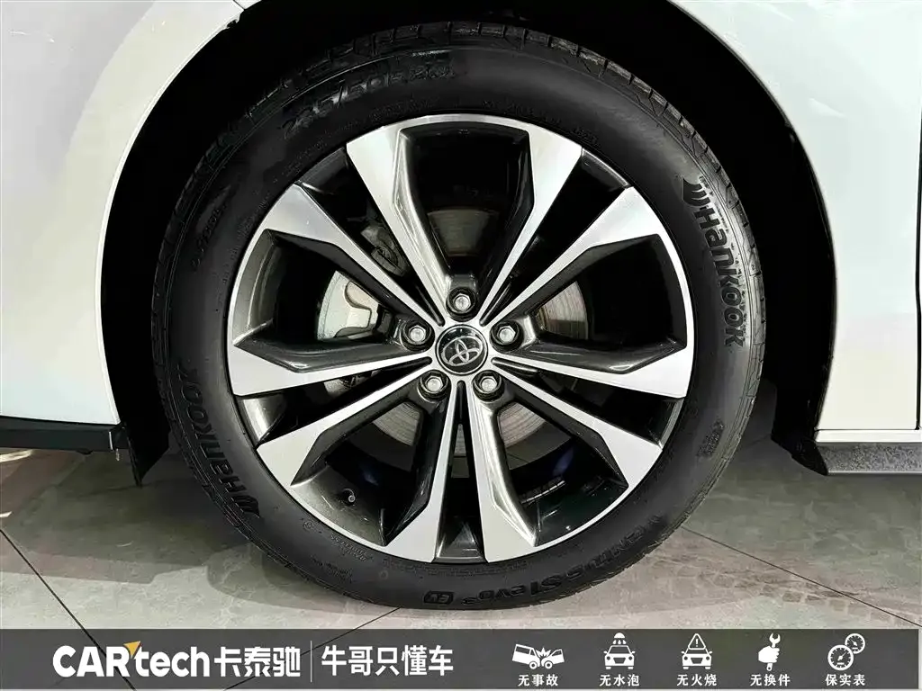 Toyota Granvia 2023 из CN, фото 6