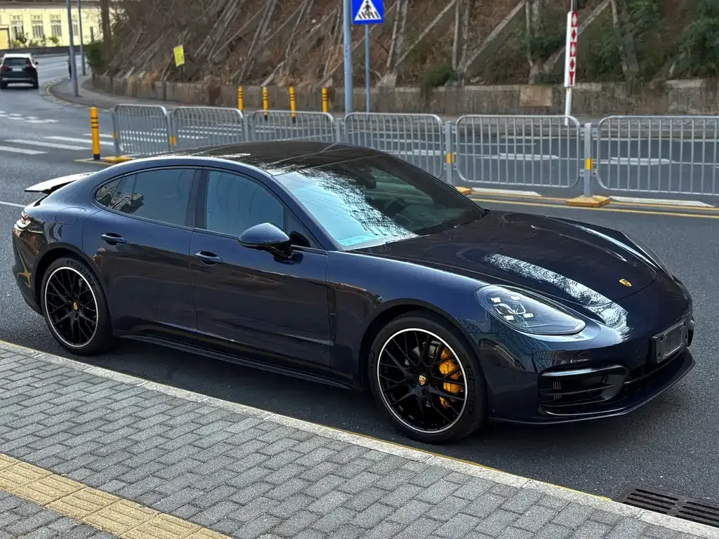 Porsche Panamera 2023 из CN, фото 4