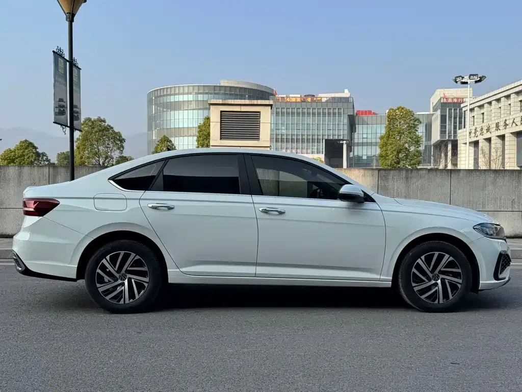 Volkswagen Lavida 2025 из CN, фото 4