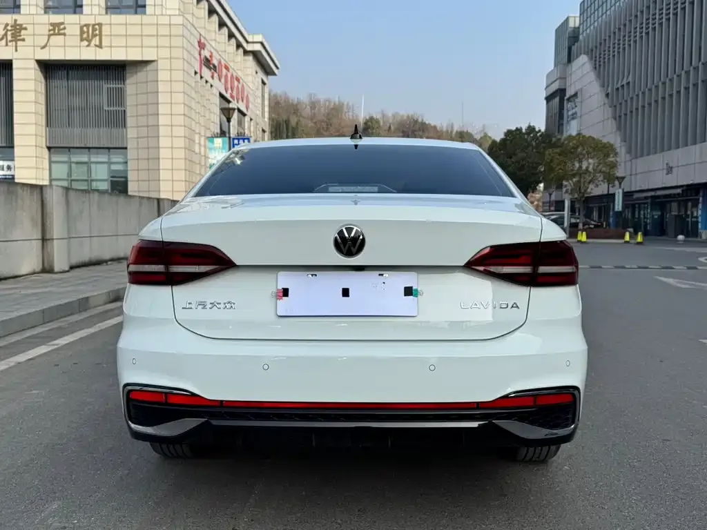 Volkswagen Lavida 2025 из CN, фото 2