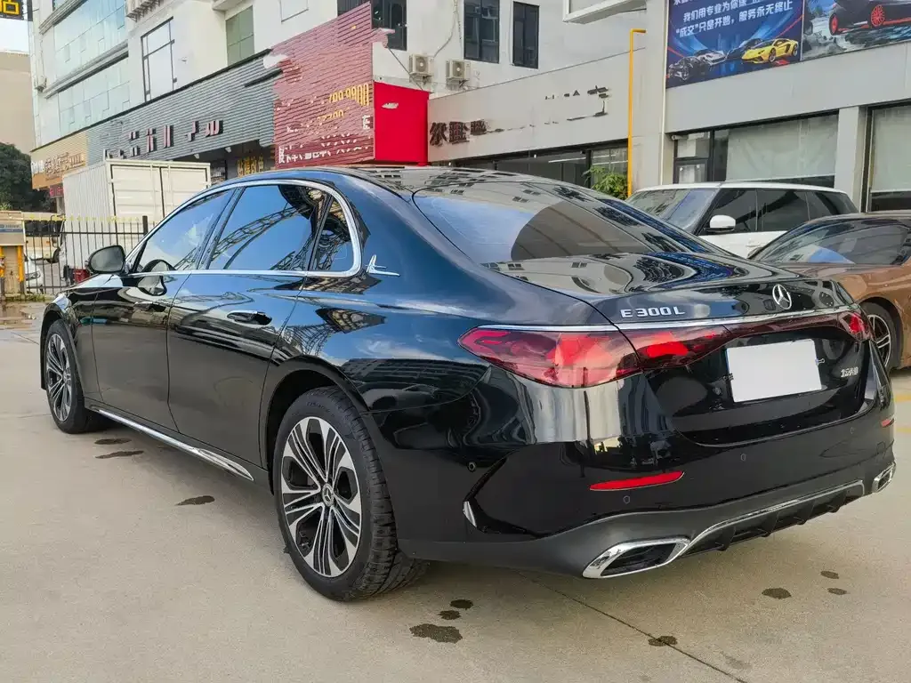 Mercedes-Benz E-Class 2024 из CN, фото 6