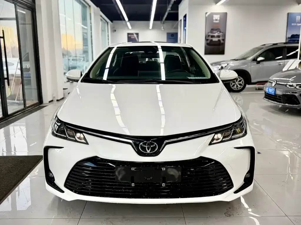 Toyota Corolla 2023 из CN, фото 4