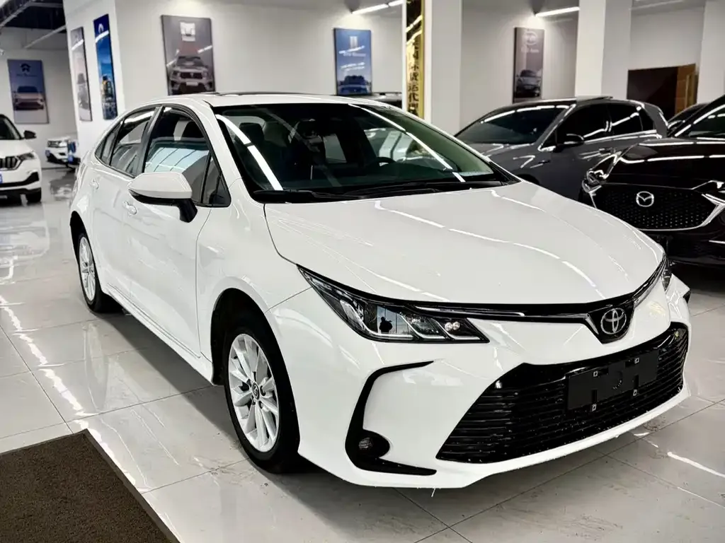 Toyota Corolla 2023 из CN, фото 9