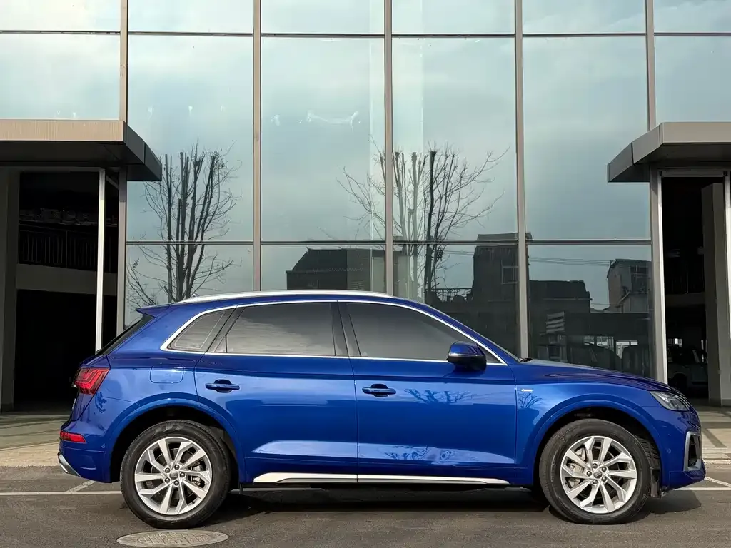 Audi Q5L 2021 из CN, фото 9