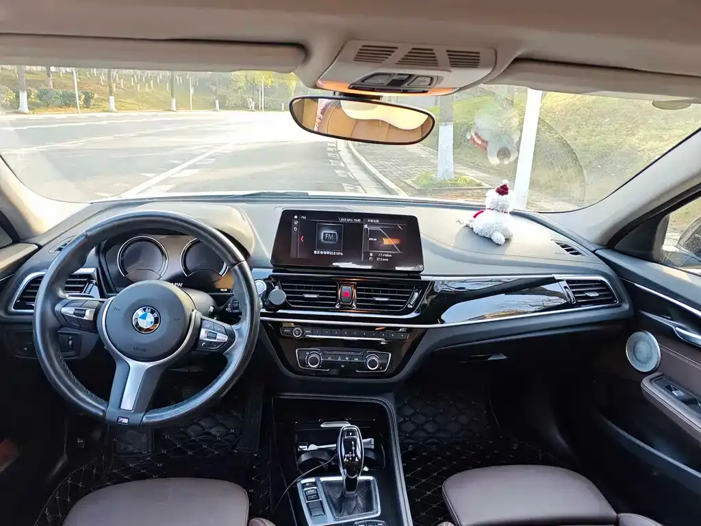 BMW 1 Series 2023 из CN, фото 7