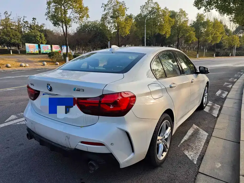 BMW 1 Series 2023 из CN, фото 5