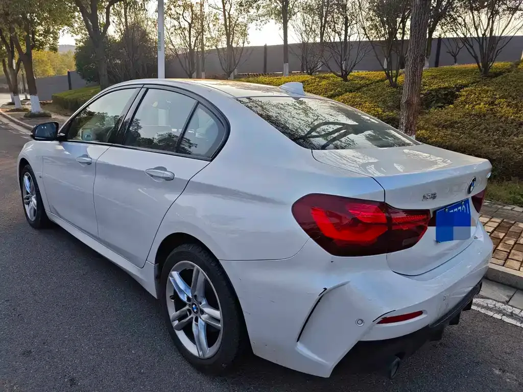 BMW 1 Series 2023 из CN, фото 6
