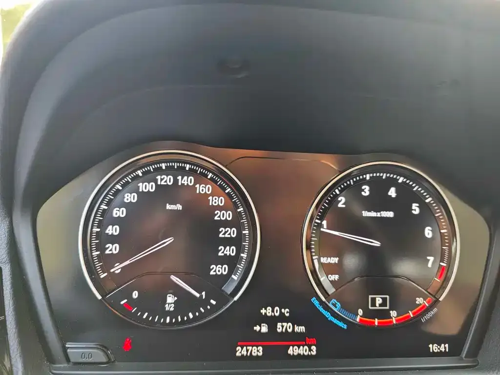 BMW 1 Series 2023 из CN, фото 4