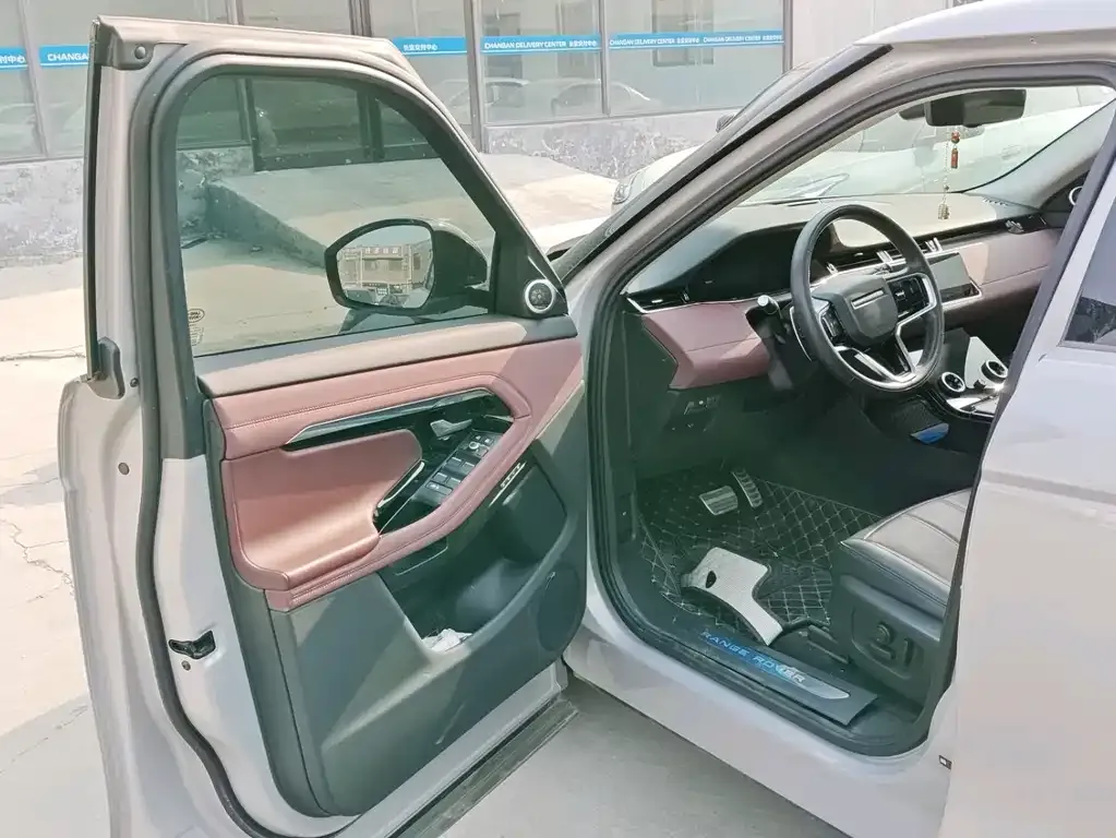Land Rover Evoque 2023 из CN, фото 10