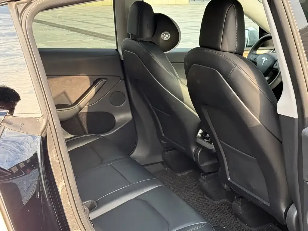 Tesla Model Y 2022 из CN, фото 9