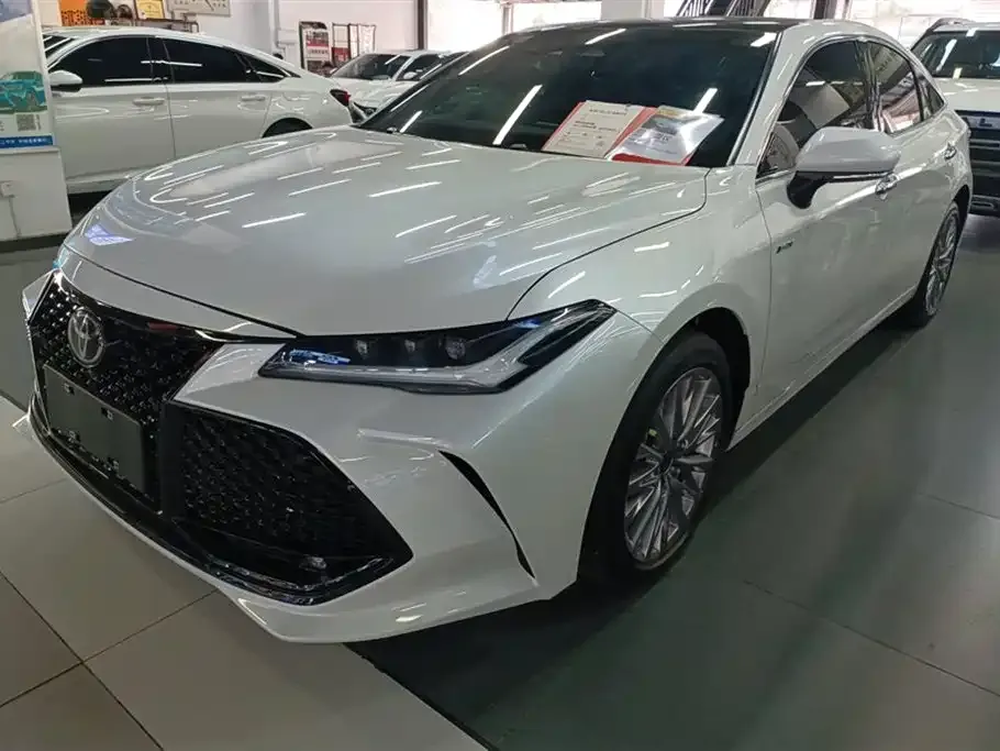 Toyota Avalon 2024 из CN, фото 1