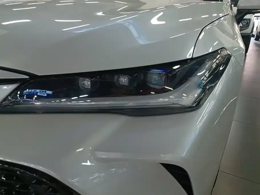 Toyota Avalon 2024 из CN, фото 2