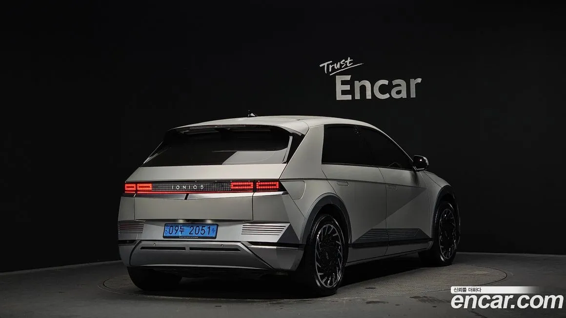 Hyundai Ioniq5 — фото 2