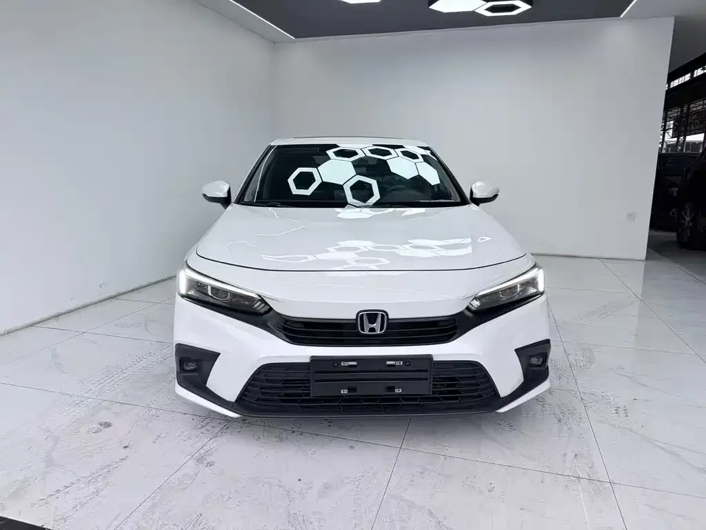 Honda Civic 2023 из CN, фото 2