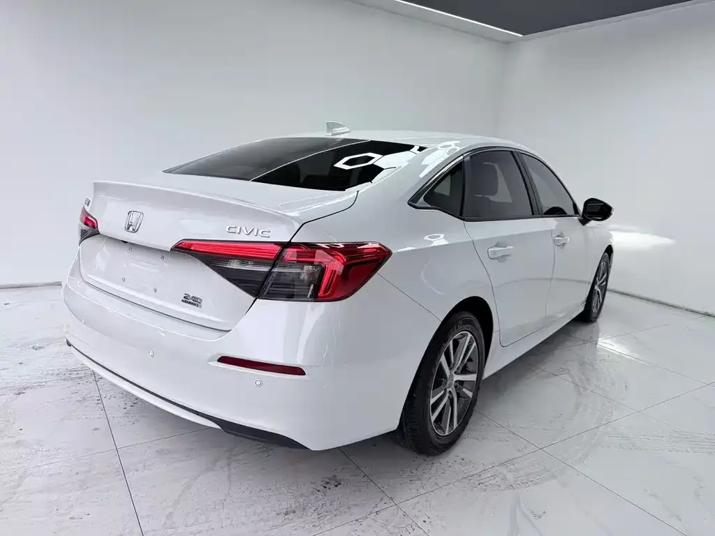 Honda Civic 2023 из CN, фото 3