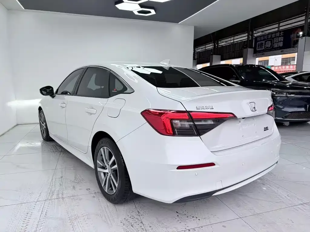 Honda Civic 2023 из CN, фото 9
