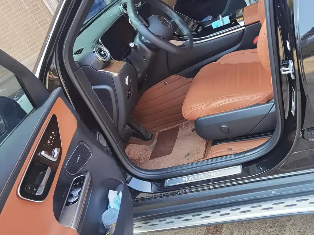 Mercedes-Benz GLC 2024 из CN, фото 2