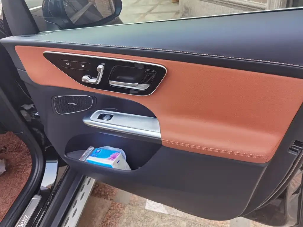 Mercedes-Benz GLC 2024 из CN, фото 3