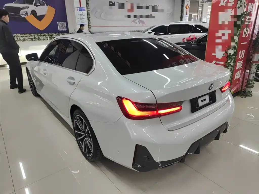 BMW 3 Series 2024 из CN, фото 10