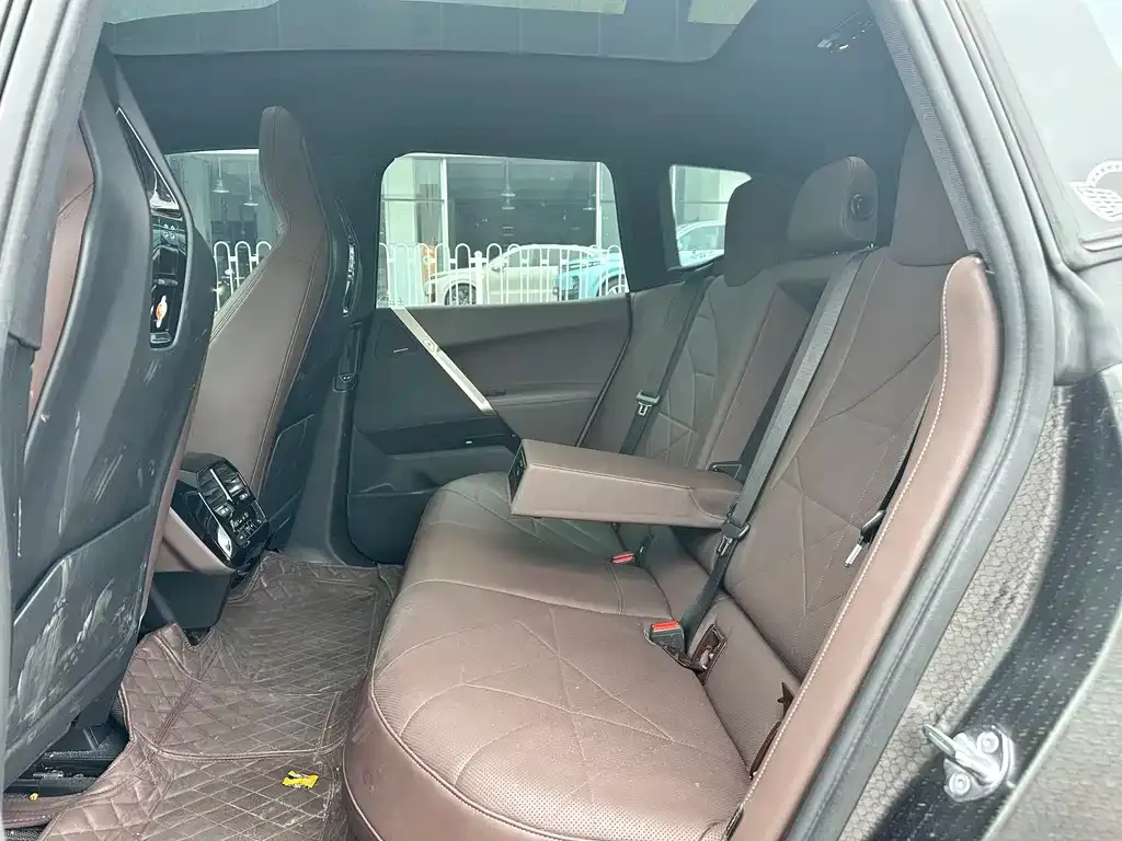 BMW iX 2023 из CN, фото 5