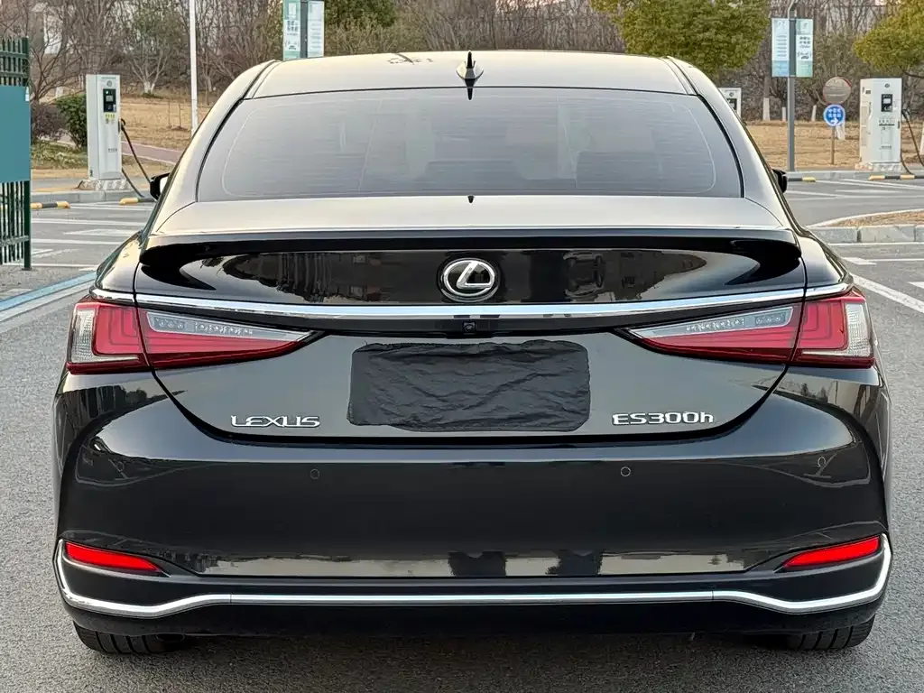 Lexus ES — фото 2