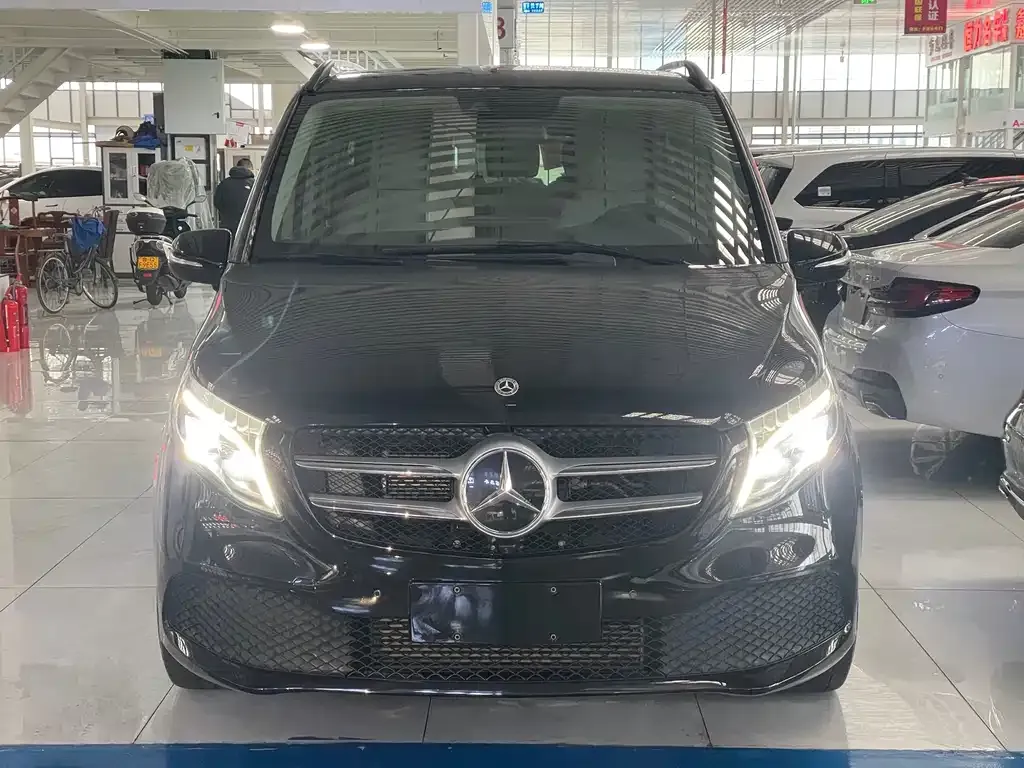 Mercedes-Benz V-Class 2021 из CN, фото 9