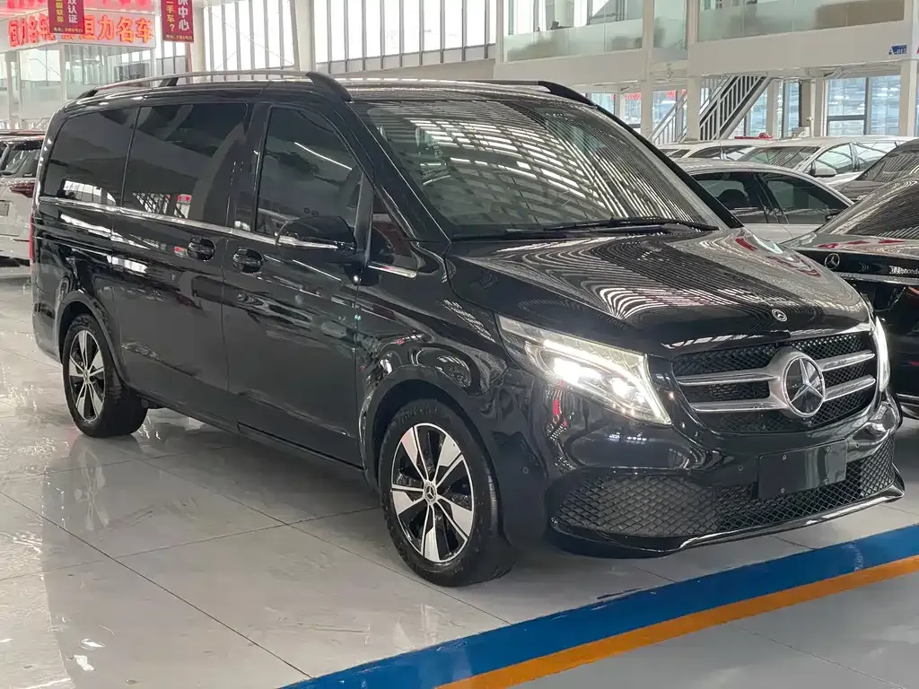 Mercedes-Benz V-Class 2021 из CN, фото 4
