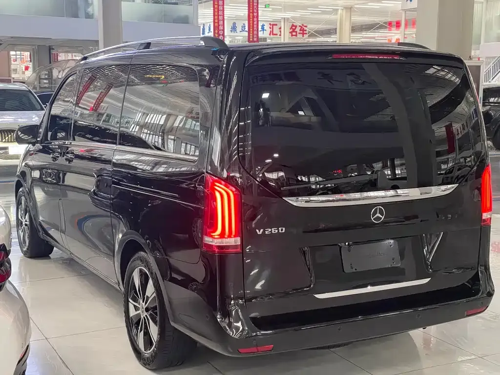 Mercedes-Benz V-Class 2021 из CN, фото 5