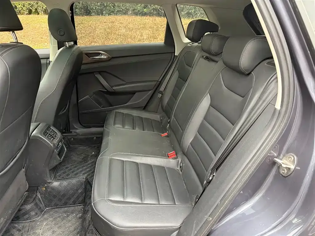 Volkswagen Tharu 2021 из CN, фото 8