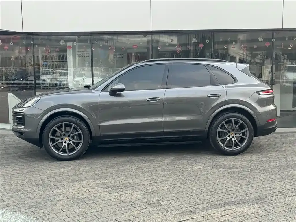 Porsche Cayenne — фото 6