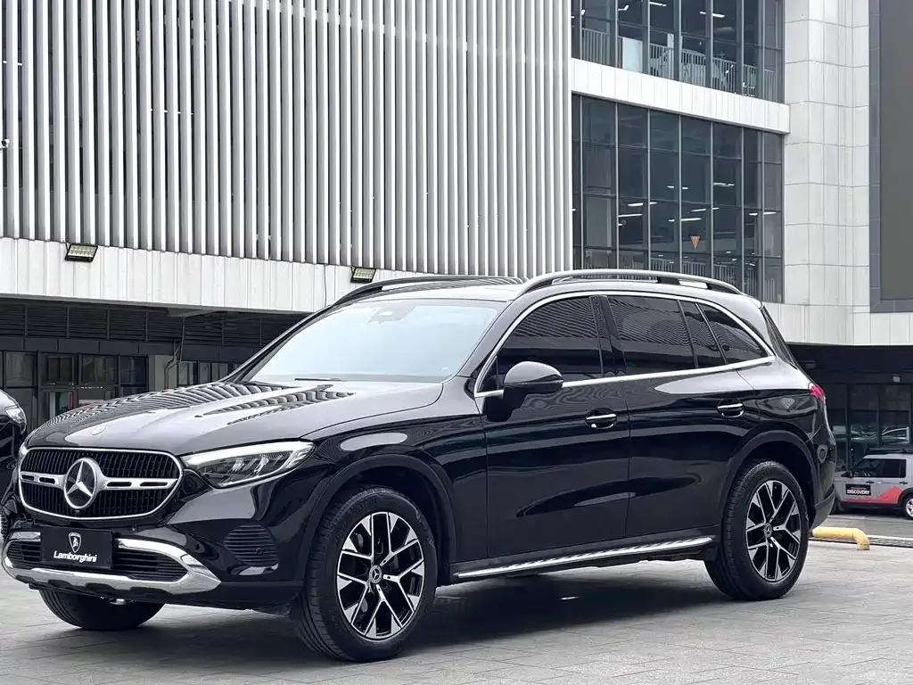 Mercedes-Benz GLC 2023 из CN, фото 1