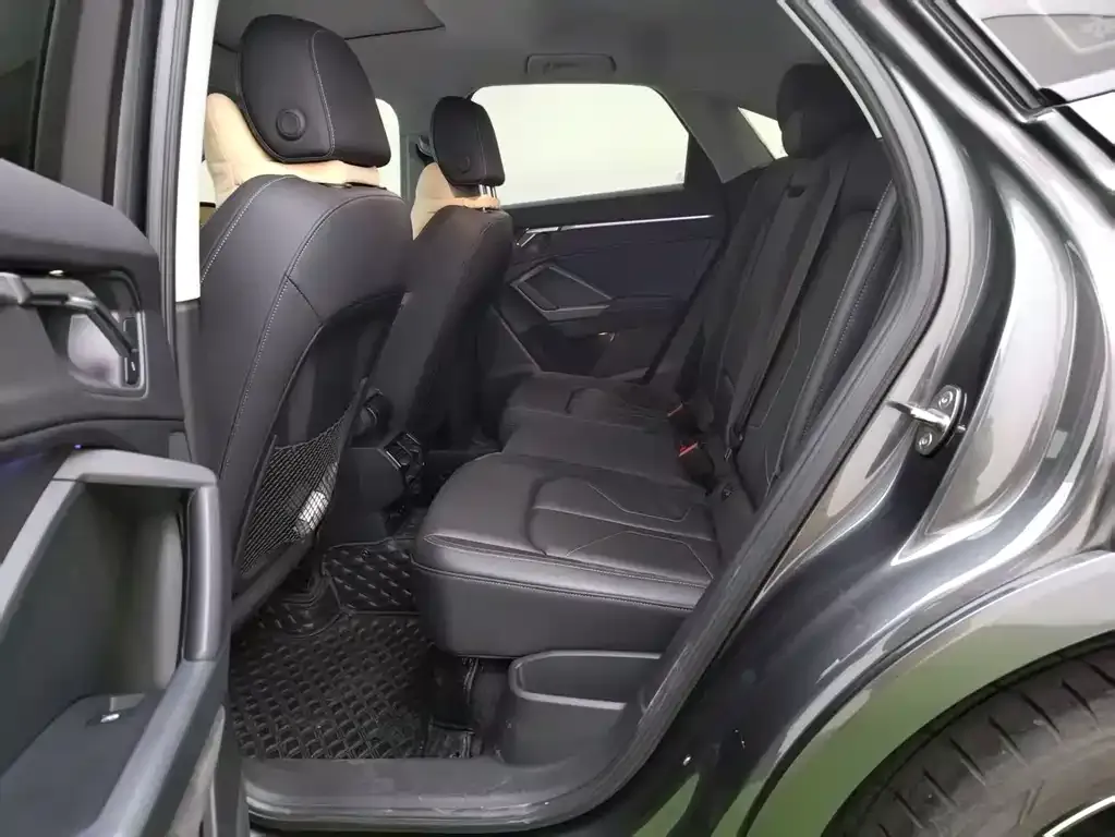 Audi Q3 Sportback 2022 из CN, фото 8