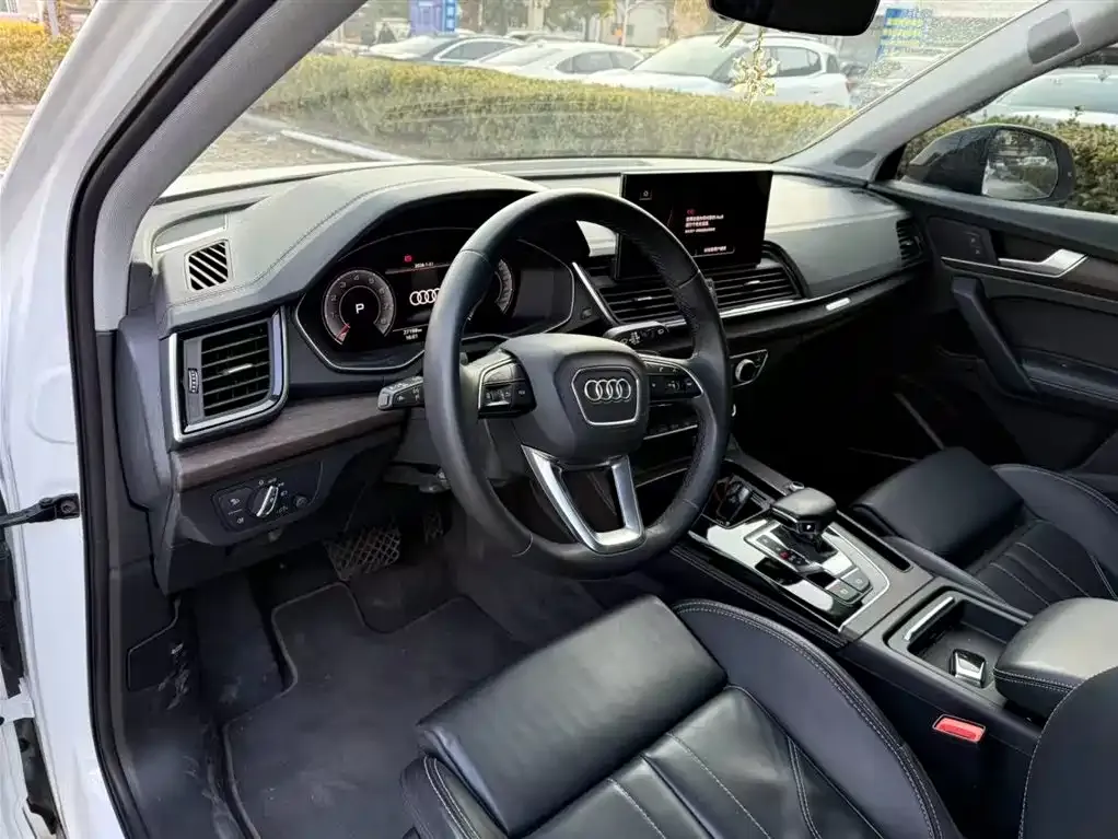Audi Q5L 2022 из CN, фото 9