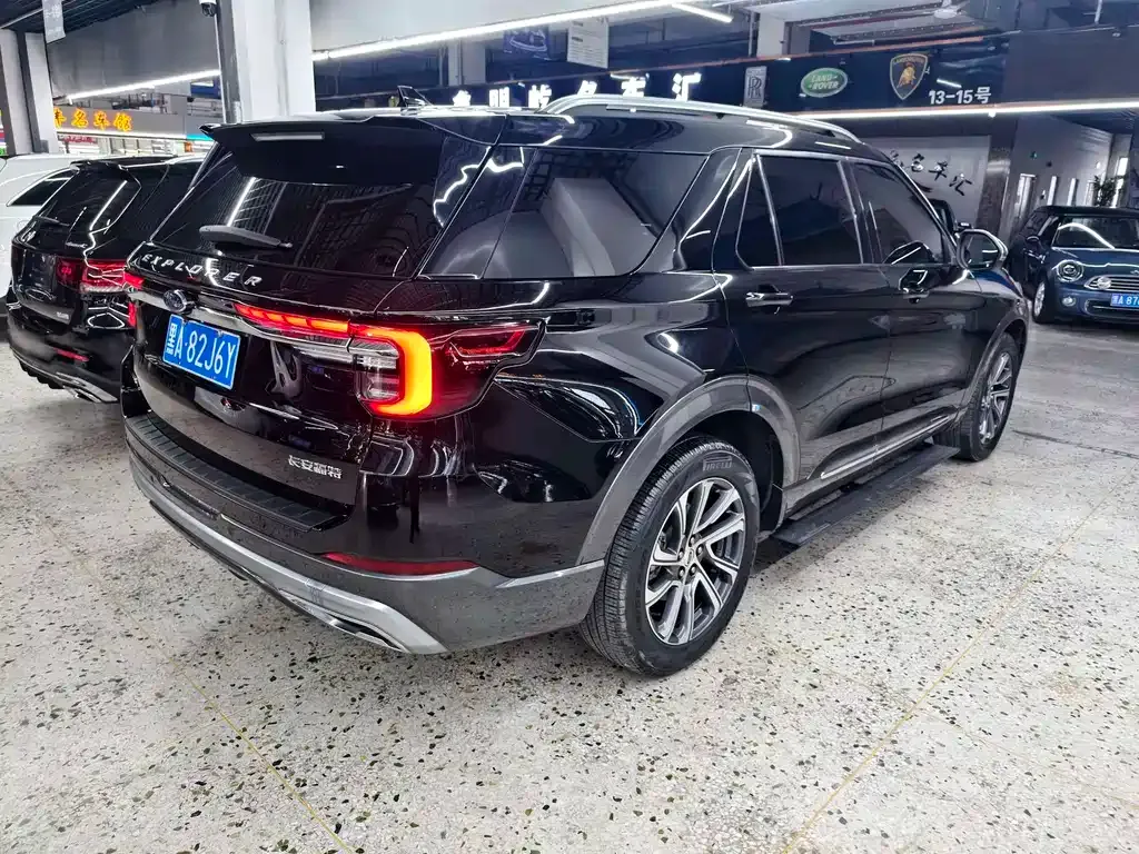 Ford Explorer 2024 из CN, фото 9