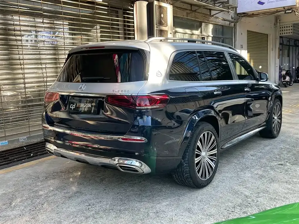 Mercedes-Benz GLS — фото 10
