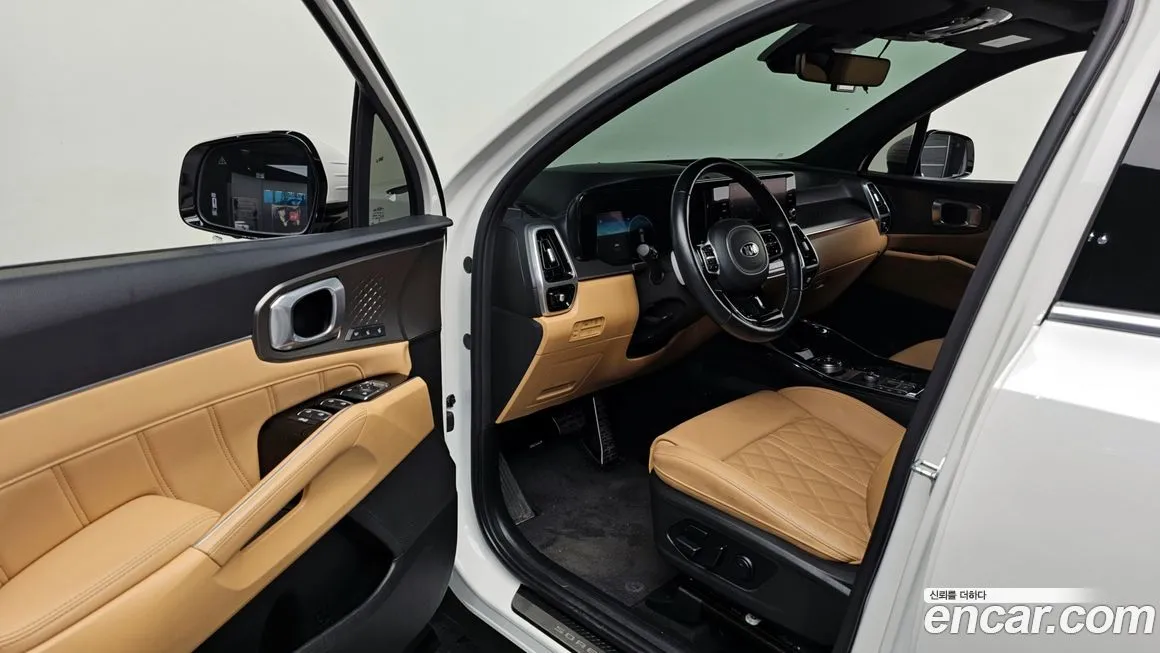 Kia Sorento — фото 7