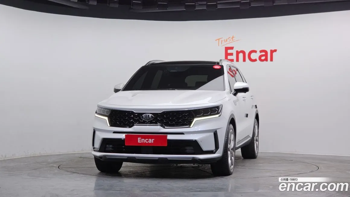 Kia Sorento — фото 5