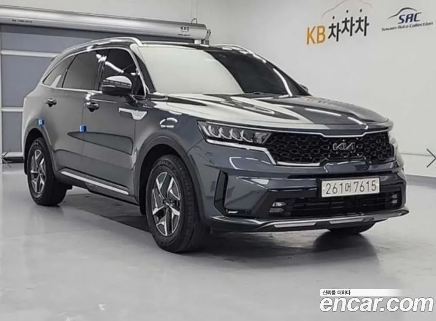 Kia Sorento — фото 10