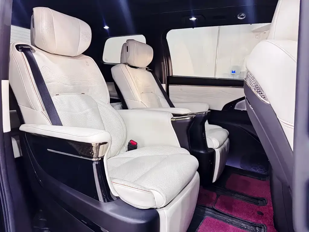 GAC Motor Trumpchi M8 — фото 6